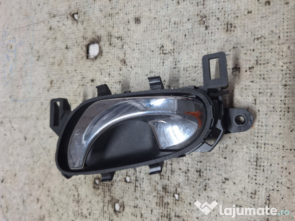 Maner interior stanga spate Nissan Qashqai - Motorina 2015