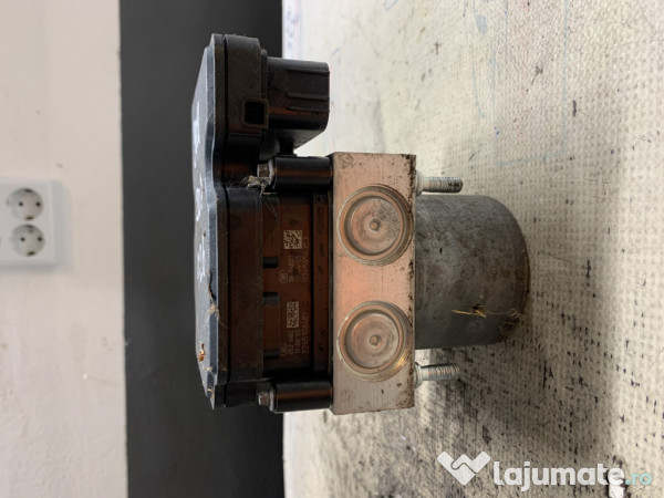 Pompa abs Peugeot 3008 1.2 Benzina 2017