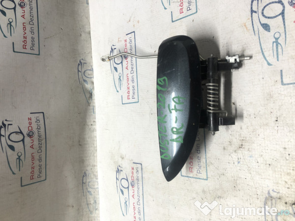 Maner exterior dreapta fata Dacia Duster - Benzina 2019