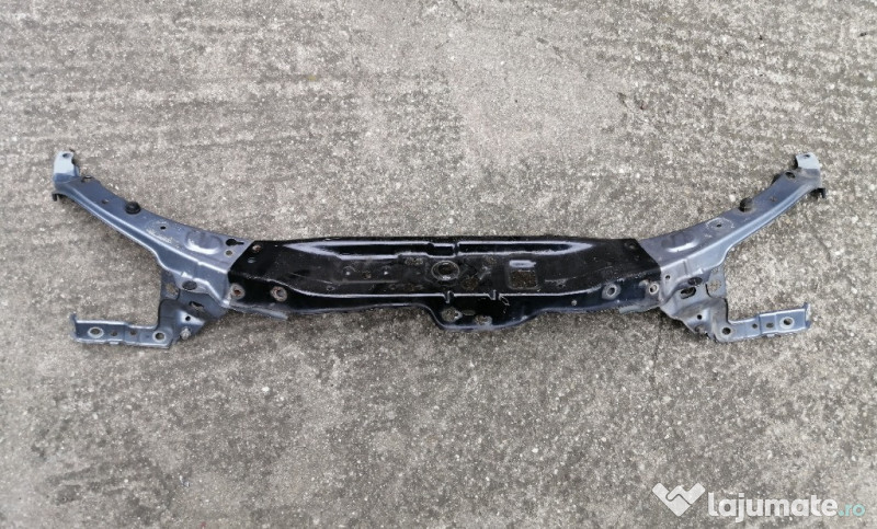 Traversa superioara + ochelari Opel Astra H