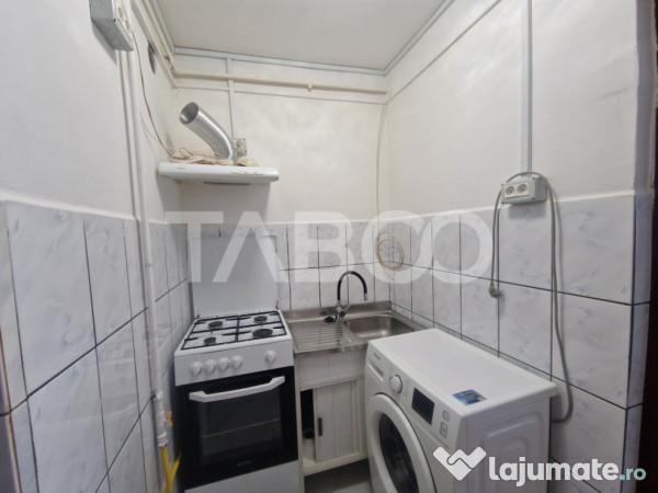 Garsoniera 22mp mobilata si utilata in zona Lazaret - Compa