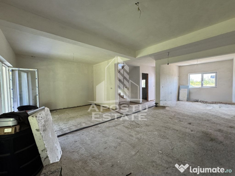 Duplex cu 4 camere si dressing, la alb Calea Urseni la as...