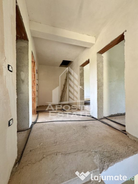 Duplex cu 4 camere si dressing, la alb Calea Urseni la as...