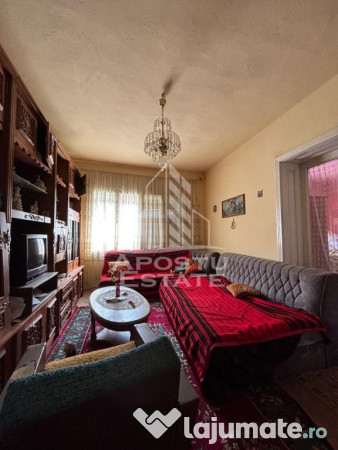 Casa cu 5 camere, 777 mp teren la MOLDOVA VECHE, ideal ca... 