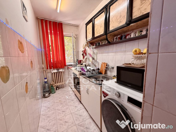 Apartament cu 2 camere, la parter cu balcon, zona Sagului 