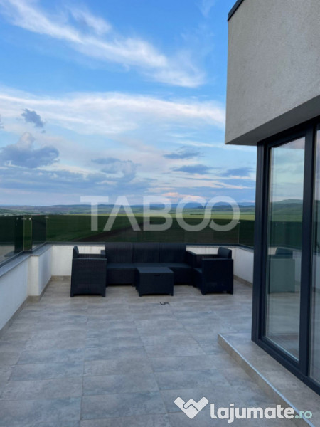 Penthouse de lux de vanzare 4 camere în Sebes 