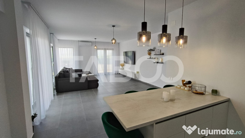 Penthouse de lux de vanzare 4 camere în Sebes 