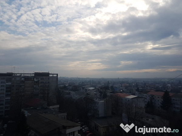 Apartament doua camere, decomandat, mobilat utilat, liber, Orizont 