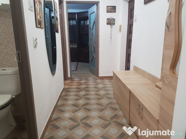 Apartament doua camere, decomandat, mobilat utilat, liber, Orizont 