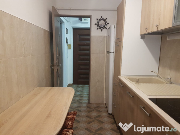 Apartament doua camere, decomandat, mobilat utilat, liber, Orizont 