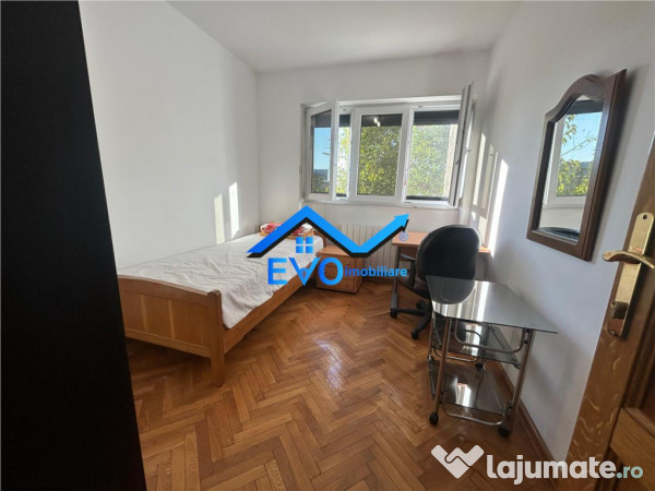 Apartament de inchiriat cu 4 camere, 120 mp, zona Centrala 