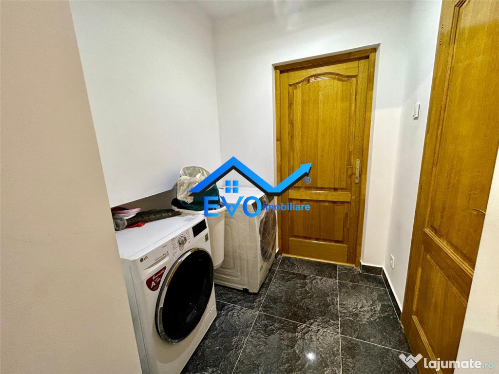 Apartament de inchiriat cu 4 camere, 120 mp, zona Centrala 