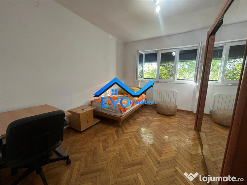 Apartament de inchiriat cu 4 camere, 120 mp, zona Centrala 