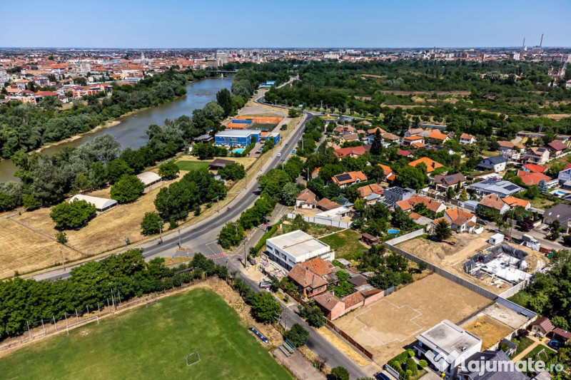 Vila finisata in subcetate, proprietate premium Comision 0%