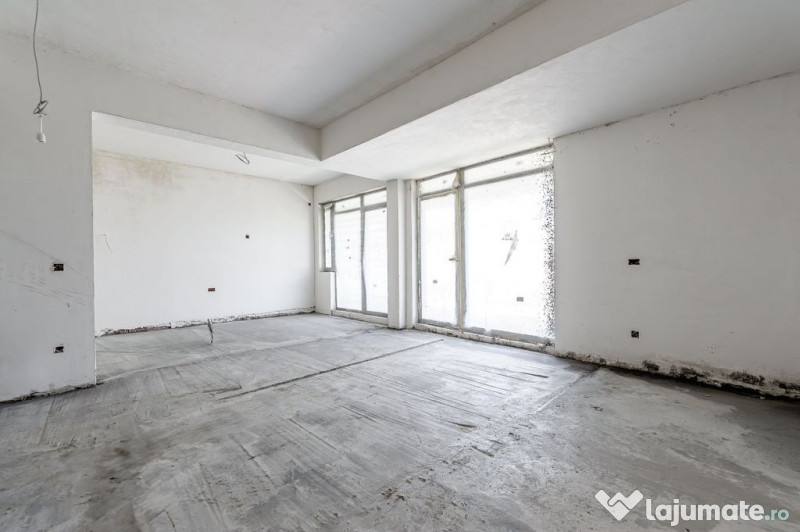 Vila finisata in subcetate, proprietate premium Comision 0%