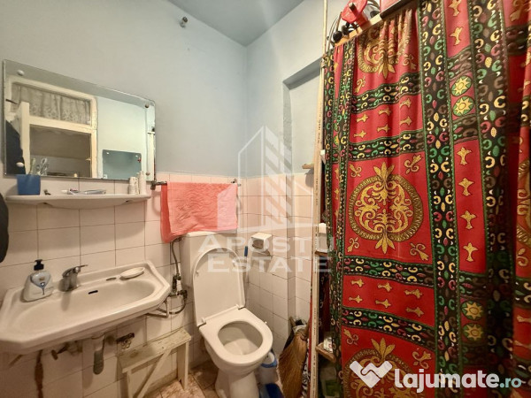 Apartament 3 camere, 2 bai, etaj intermediar, Complexul S... 