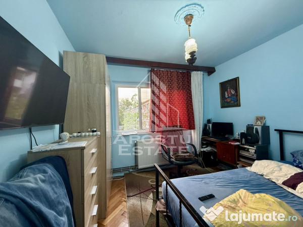Apartament 3 camere, 2 bai, etaj intermediar, Complexul S... 