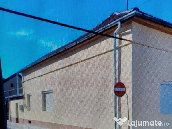 CASĂ ÎN CARANSEBEȘ \ ZONĂ CENTRALĂ / 150mp utili /DI...