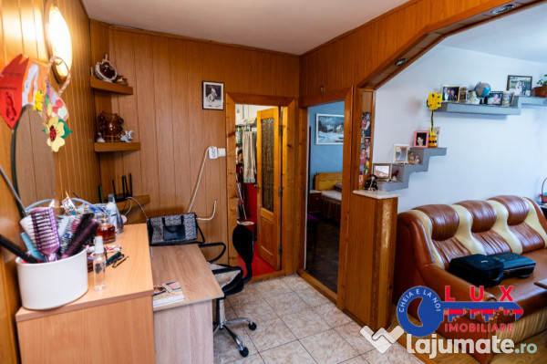 ID 3613 Apartament 3 camere pe Strada Babadag