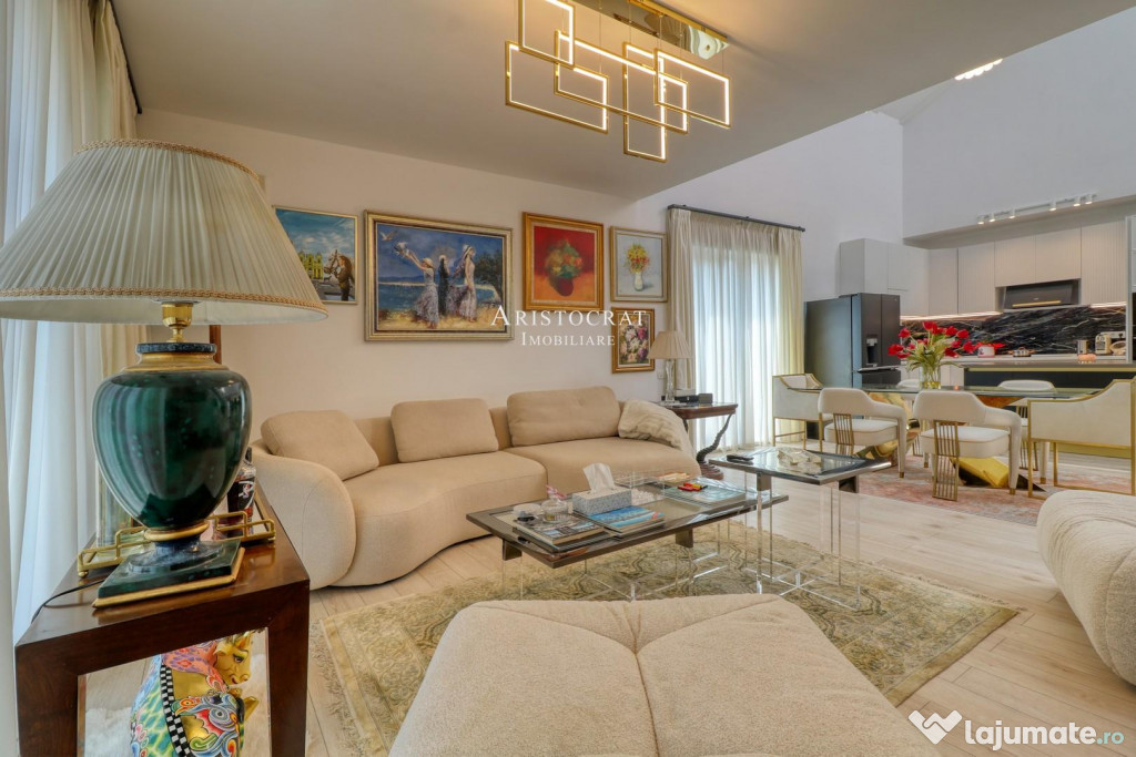 Casa cu palmieri din Corbeanca