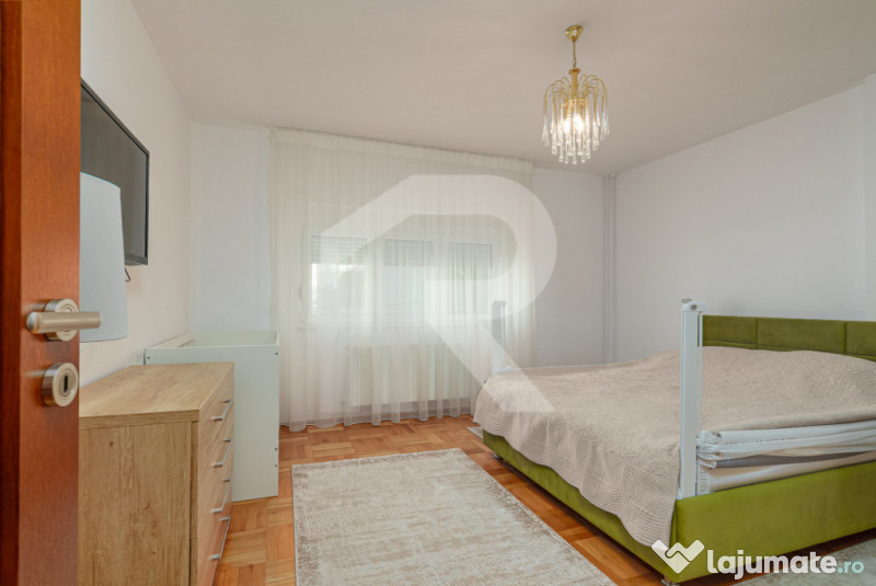 Vilă de vânzare în Bușteni – 8 dormitoare, vedere dire 