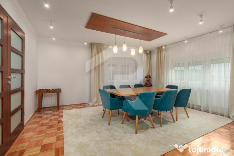 Vilă de vânzare în Bușteni – 8 dormitoare, vedere dire 