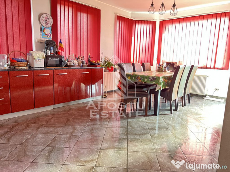 Casa individuala P+E+M, carport, piscina , in Sacalaz 