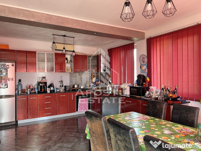 Casa individuala P+E+M, carport, piscina , in Sacalaz 