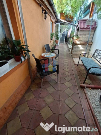 Casa 5 camere, teren 182 mp, Islaz-Plantelor 