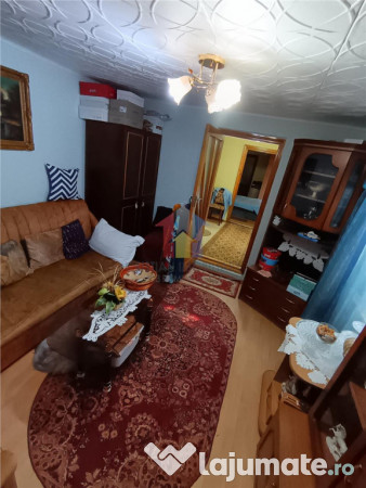 Casa 5 camere, teren 182 mp, Islaz-Plantelor 