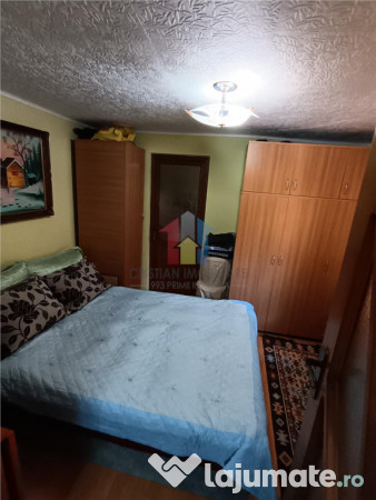 Casa 5 camere, teren 182 mp, Islaz-Plantelor 