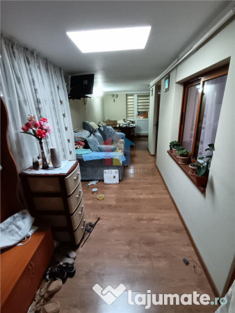 Casa 5 camere, teren 182 mp, Islaz-Plantelor 