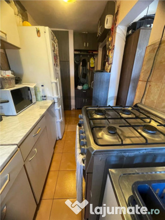 RECO Apartament de 3 camere la pret de 2 camere zona Rogeri 