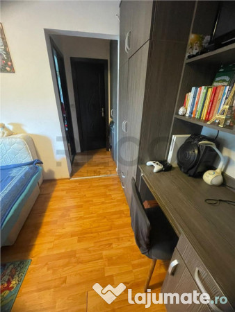 RECO Apartament de 3 camere la pret de 2 camere zona Rogeri 