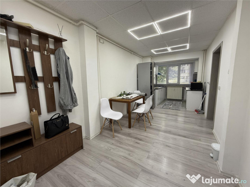 Basarabia-Chisinau-Strada Herta,3 camere decomandat