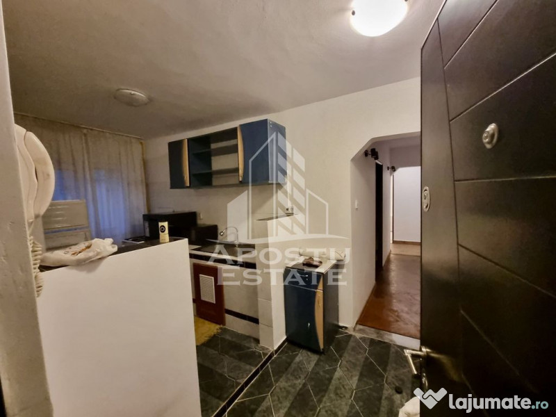 Apartament cu 2 camere, centrala proprie, zona Girocului
