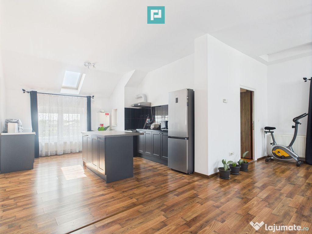 Apartament deosebit cu 3 camere , zona Fratelia 