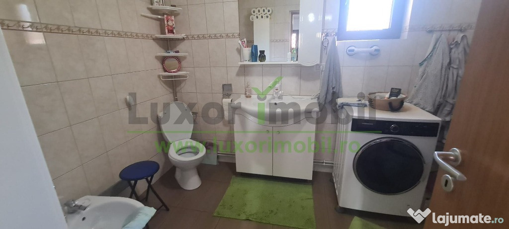 Casă solidă la șosea – Voinesti, Iași | 3 camere | 684 mp teren | gaz, 