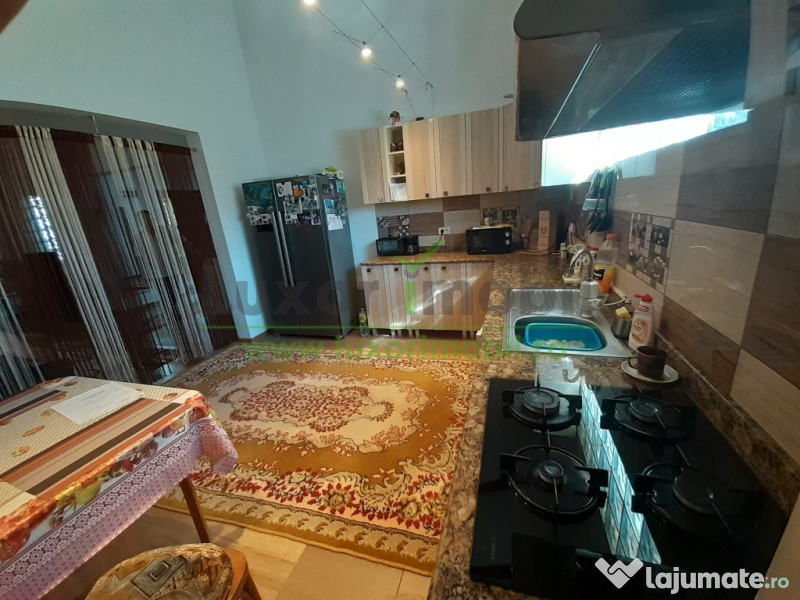 Casă solidă la șosea – Voinesti, Iași | 3 camere | 684 mp teren | gaz, 