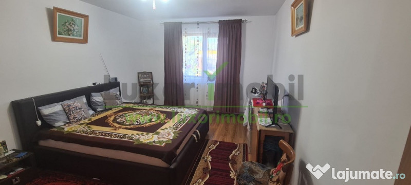 Casă solidă la șosea – Voinesti, Iași | 3 camere | 684 mp teren | gaz, 