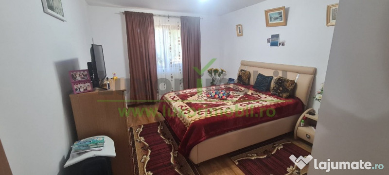Casă solidă la șosea – Voinesti, Iași | 3 camere | 684 mp teren | gaz, 