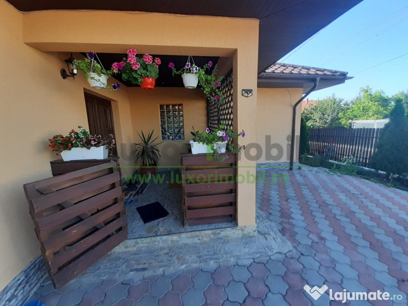 Casă solidă la șosea – Voinesti, Iași | 3 camere | 684 mp teren | gaz, 