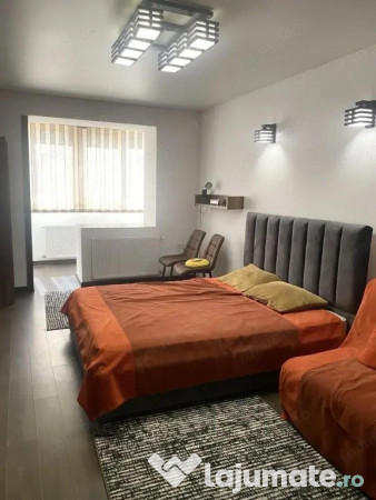 Garsoniera in zona Izvor