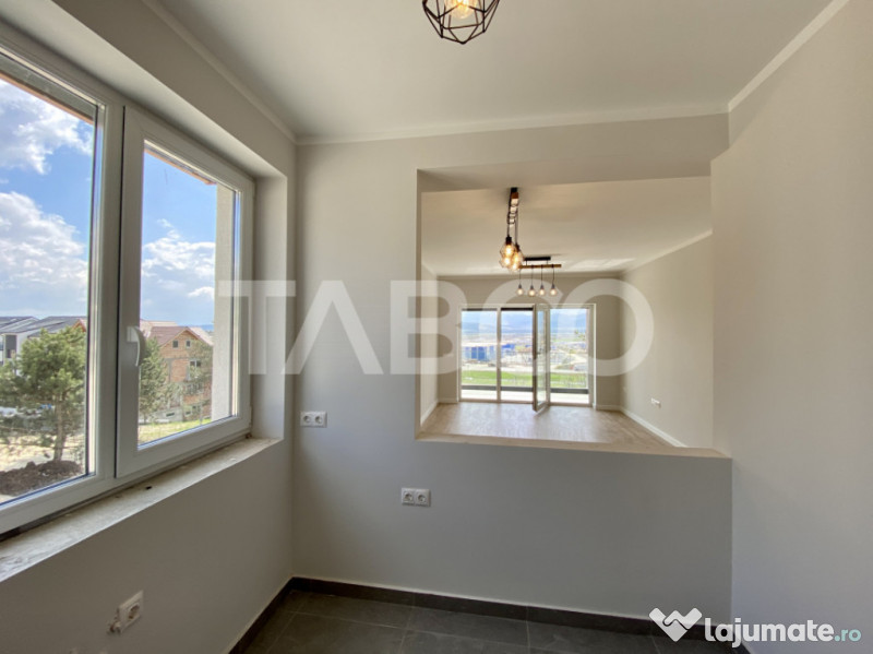 Apartament spatios cu 3 camere 2 bai si terasa de 15 mp - CO