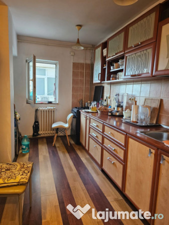 Apartament 4 camere zona Faleza Nord