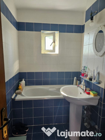 Apartament 4 camere zona Faleza Nord