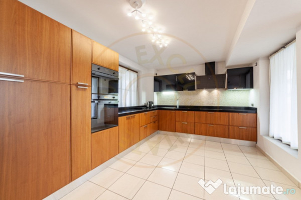 Resedinta exclusivista -Pitesti zona Gavana-smart home/spa!