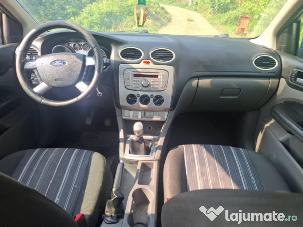 Ford focus 1.6d 2010  garanție 