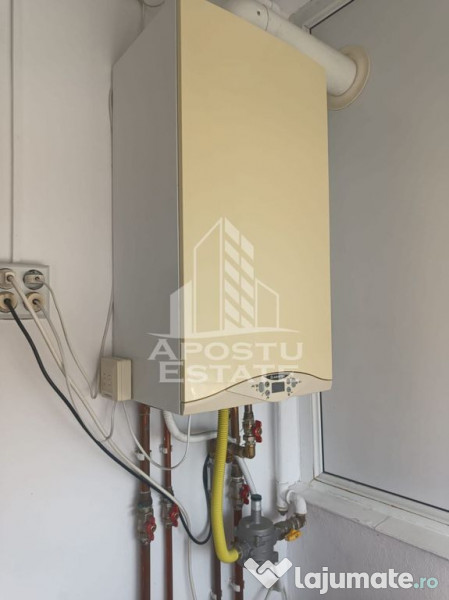 Apartament 3 camere Micalaca 82 mp