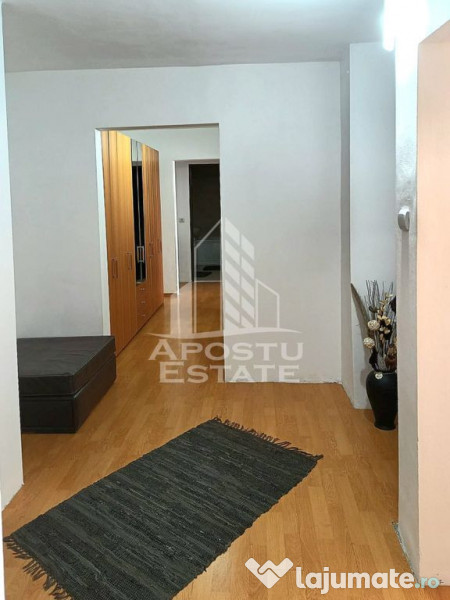 Apartament 3 camere Micalaca 82 mp